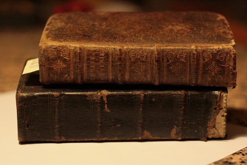Forgotten Knowledge